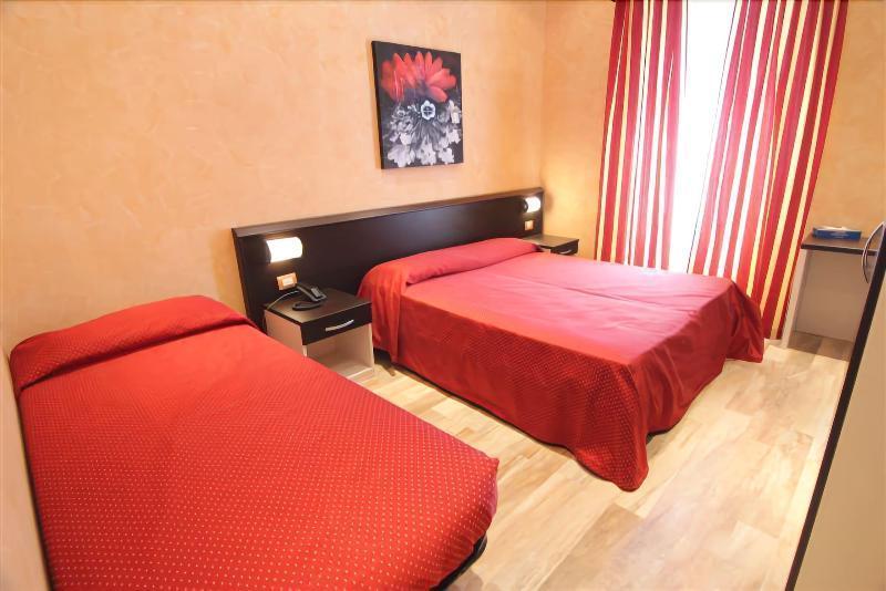 Hotel Villa Adele Челе Лигуре Екстериор снимка