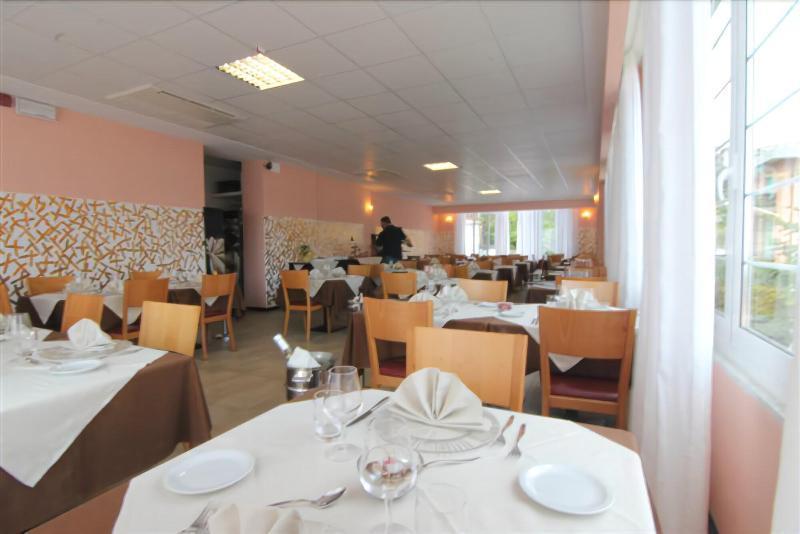 Hotel Villa Adele Челе Лигуре Екстериор снимка