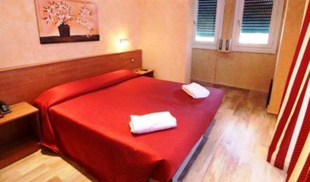 Hotel Villa Adele Челе Лигуре Екстериор снимка
