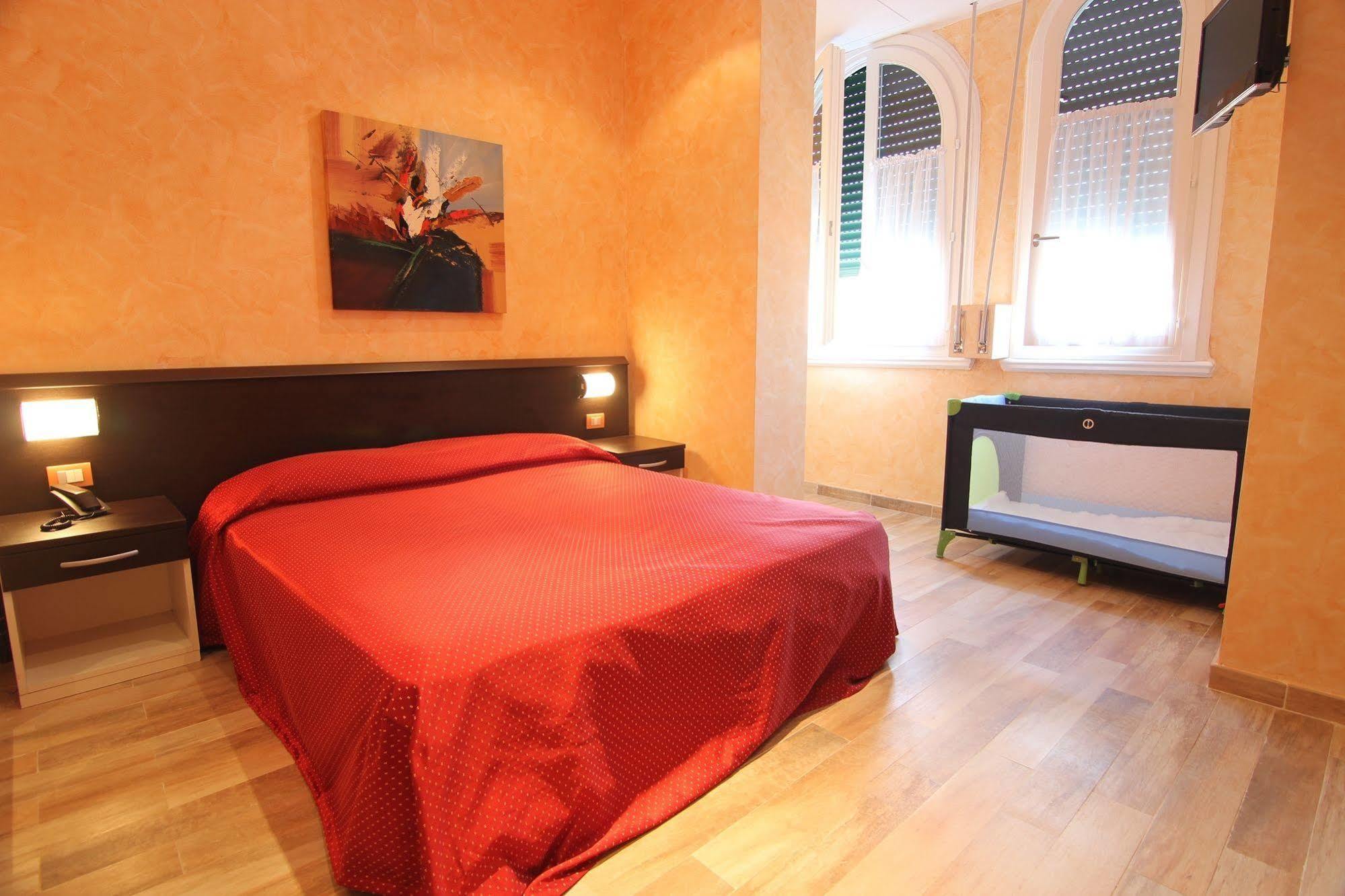 Hotel Villa Adele Челе Лигуре Екстериор снимка